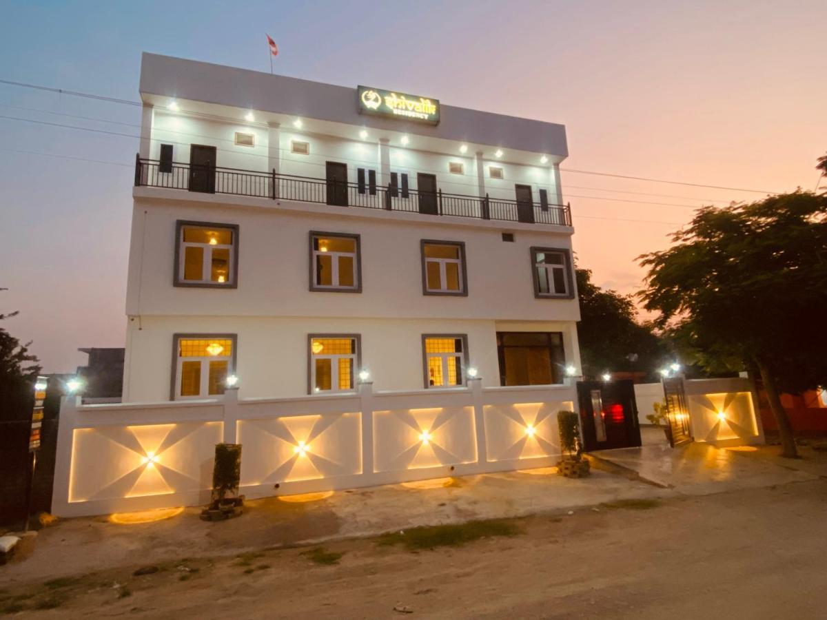 Shivalik Residency - Hotel & Banquet Hall Bāra Banki Buitenkant foto