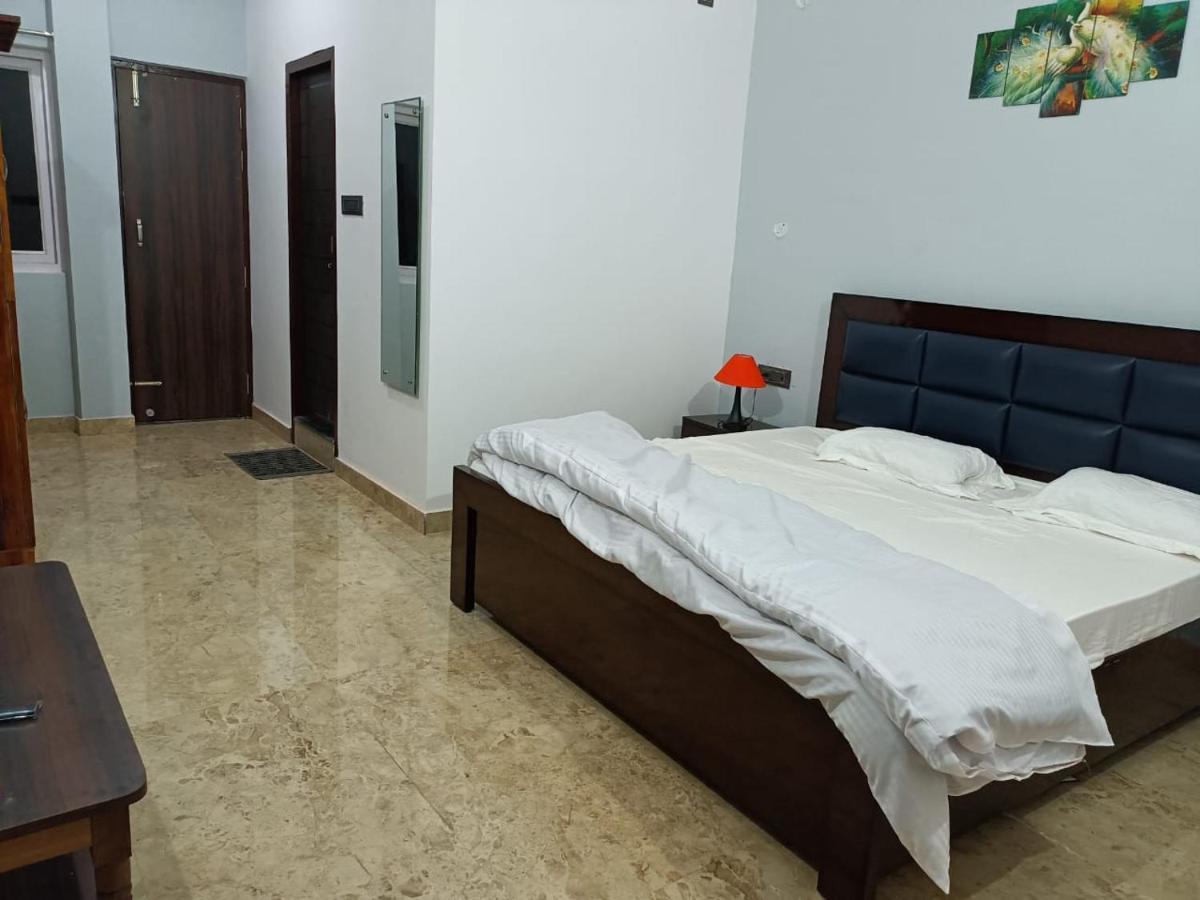Shivalik Residency - Hotel & Banquet Hall Bāra Banki Buitenkant foto