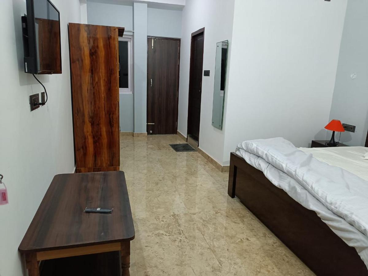 Shivalik Residency - Hotel & Banquet Hall Bāra Banki Buitenkant foto